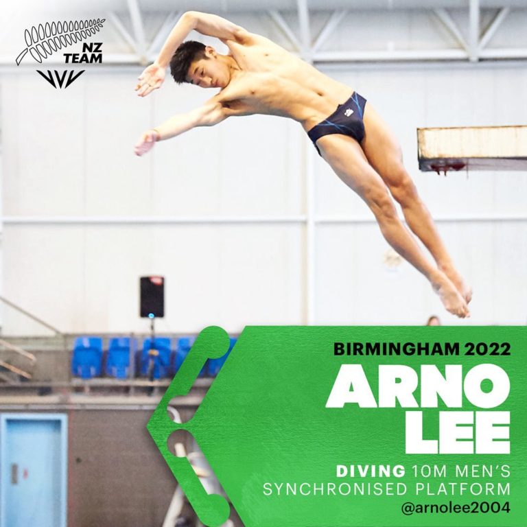 Arno Lee diving